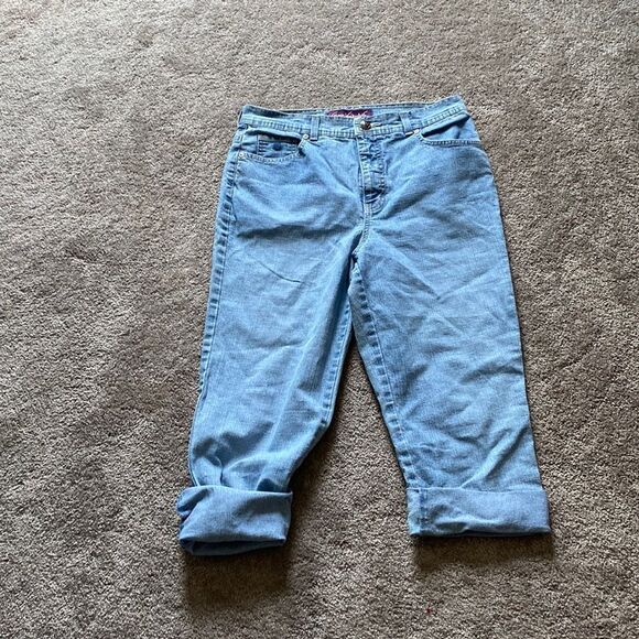 Gloria Vanderbilt Capris SIZE 10 - Picture 1 of 5